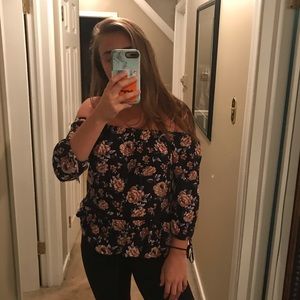 American Eagle off shoulder top